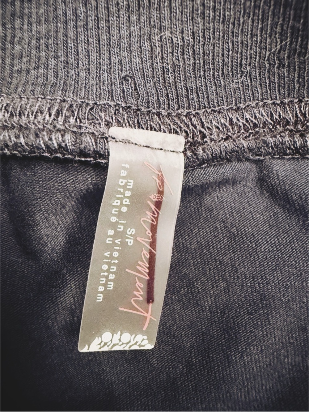 NWOT Free People Movement Navy Hot Shot Easy Long Sleeve Top, Size Small - Picture 7 of 9